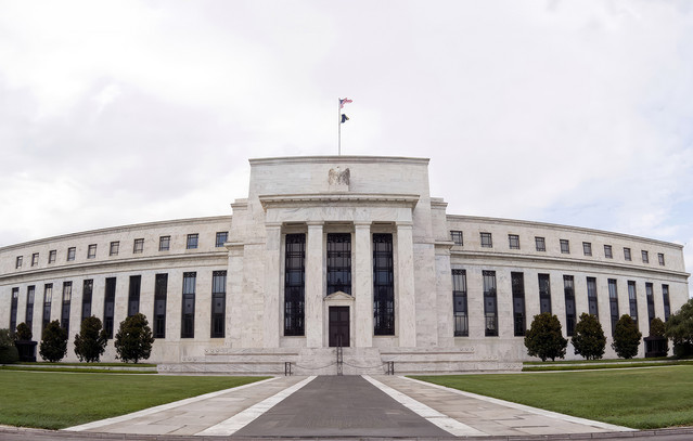 Πράσινο φως από Fed στα stress tests αμερικανικών τραπεζών παρά τις προβλέψεις για απώλειες-μαμούθ 700 δισ. δολαρίων