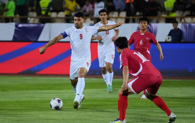 Νομική αντιπαράθεση με τη FIFA για την απαγόρευση της προεπαναστατικής σημαίας του Ιράν στο Μουντιάλ