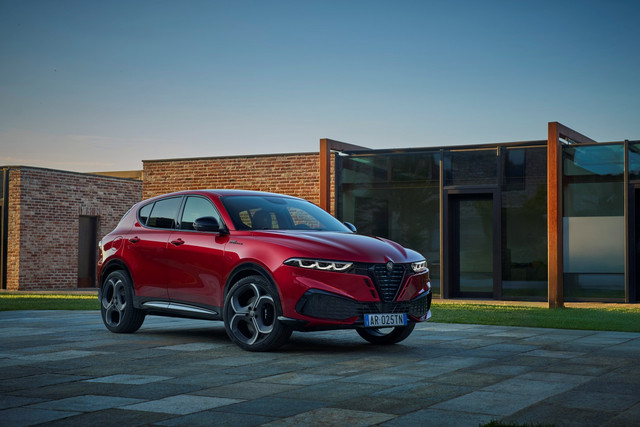Διαθέσιμη στην Ελλάδα η νέα Alfa Romeo Tonale Ibrida | Auto/Moto στο PlusTV.gr