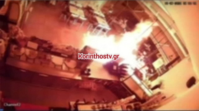 Βίντεο ντοκουμέντο από εμπρηστική επίθεση τα ξημερώματα στη Νεμέα | Κοινωνία στο PlusTV.gr