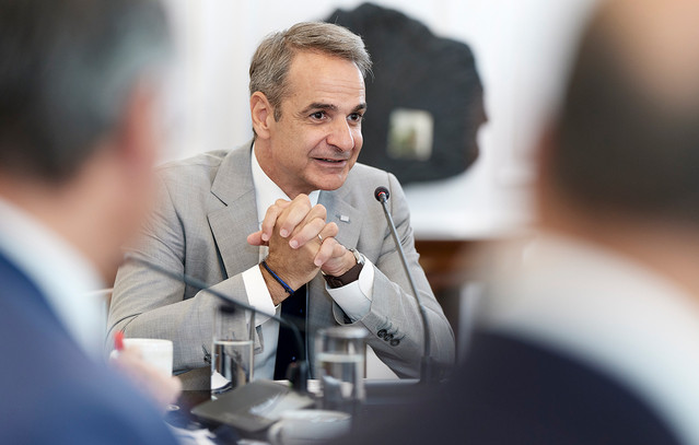 Τα τρία σενάρια αύξησης του κατώτατου μισθού έως το 2030: Τι θα προβλέπει το πολυετές κυβερνητικό πρόγραμμα