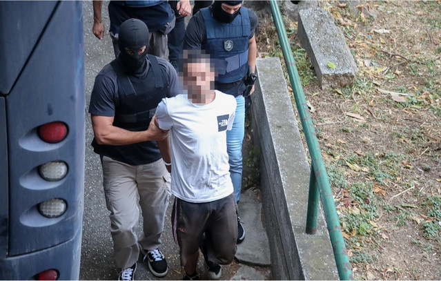 Φονική επίθεση στο σπίτι της οικογένειας Νέστορα: Ελεύθεροι οι δύο αντιεξουσιαστές για το επεισόδιο στο Δικαστικό Μέγαρο