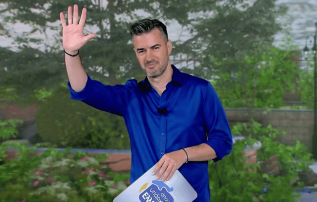 Γιάννης Τσιμιτσέλης: «Ευχαριστώ και όσους έκαναν πικρόχολα σχόλια» – Το αντίο στον ΣΚΑΪ | Media στο PlusTV.gr