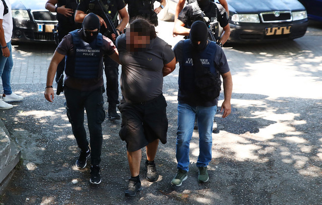 Προφυλακιστέοι οι δύο κατηγορούμενοι για τη φονική επίθεση στο σπίτι της οικογένειας Νέστορα