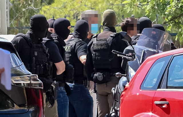 Στη φυλακή οδηγούνται οι δύο 42χρονοι για τη φονική πυρκαγιά στη Marfin | Κοινωνία στο PlusTV.gr