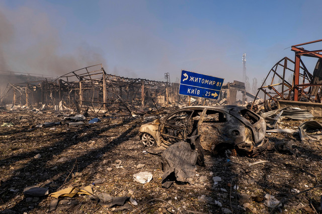 Russia prepares massive strikes on Ukraine energy grid