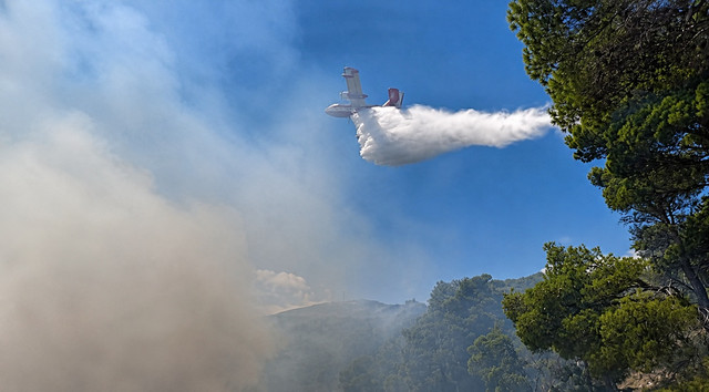 Wildfire Burns Homes in West Attica as Air Fleet Returns