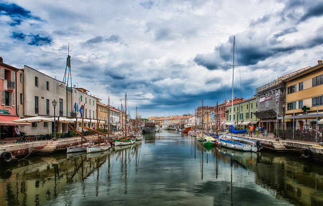 Cesenatico: Η ιταλική παραθαλάσσια κωμόπολη που συνδέεται με τον Λεονάρντο Ντα Βίντσι | Ταξίδια στο PlusTV.gr