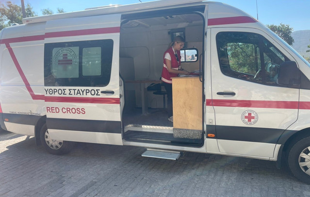 Πυρκαγιές στη Δυτική Αττική: Ψυχοκοινωνική υποστήριξη από τον Ελληνικό Ερυθρό Σταυρό στους πυρόπληκτους