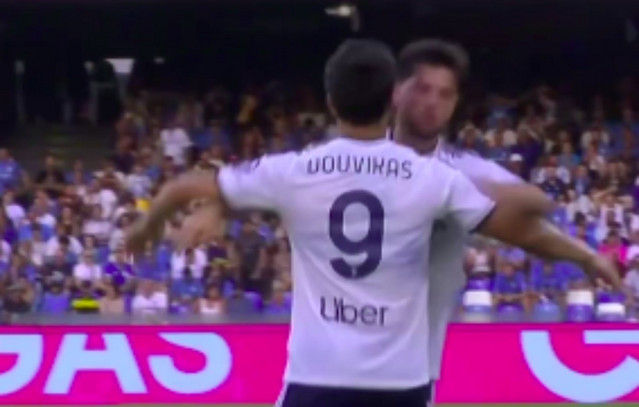 Serie A: Ο Δουβίκας έδωσε μεγάλη νίκη στην Κόμο επί της Νάπολι | Αθλητικά στο PlusTV.gr