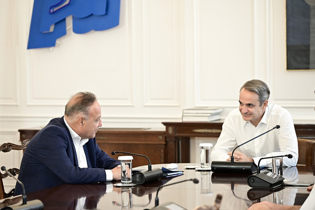 Kyriakos Mitsotakis Meets Mayor Over New Thessaloniki Fair