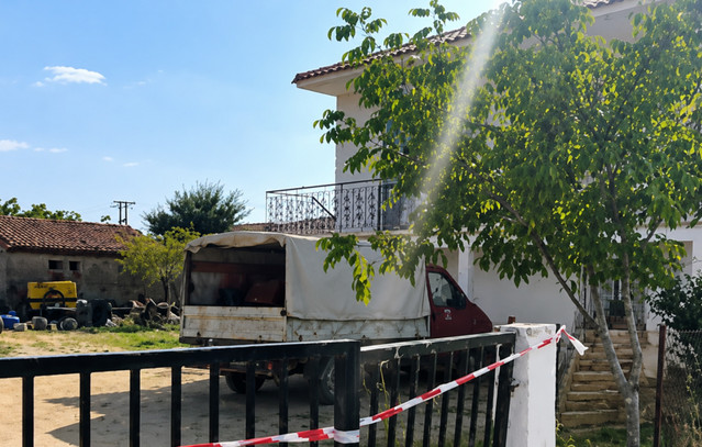 Γυναικοκτονία στη Ροδόπη: Σκότωσε τη γυναίκα του με μία μαχαιριά στο λαιμό ανήμερα των γενεθλίων της κόρης τους