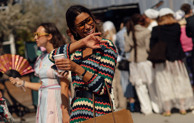 Τα φορέματα τύπου Missoni είναι η πιο chic πρόταση του φθινοπώρου | Woman στο PlusTV.gr