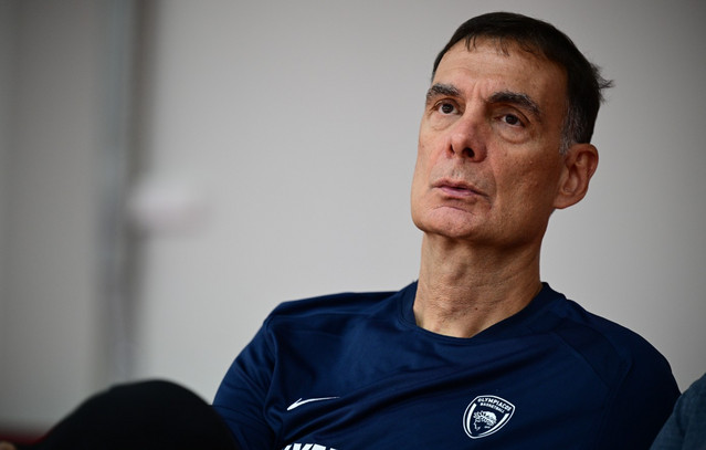 Μπαρτζώκας: Πολύ χαρούμενος με το ρόστερ του Ολυμπιακού, δεν έχουμε την πολυτέλεια να διαλέξουμε πράγματα