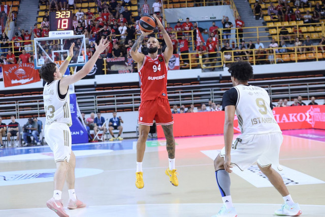 IBT Crete: Στον τελικό ο Ολυμπιακός, νίκησε 82-77 την Φενέρμπαχτσε | Αθλητικά στο PlusTV.gr