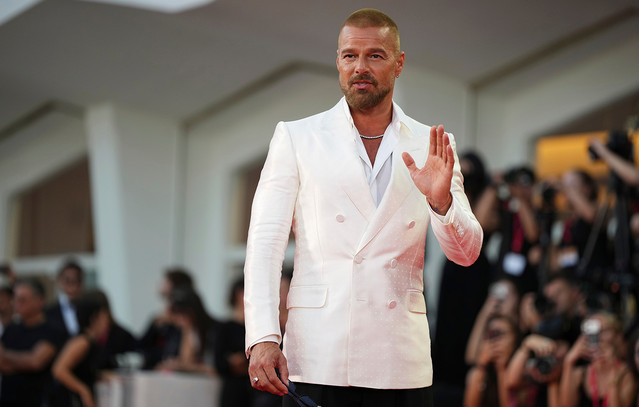Ο Ρίκι Μάρτιν στο Φεστιβάλ Βενετίας με νέο look – Δείτε τις φωτογραφίες | Lifestyle στο PlusTV.gr