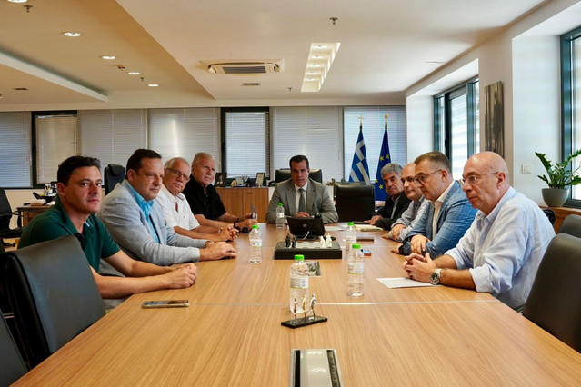 Samos migrant transfers for registration only, Plevris says