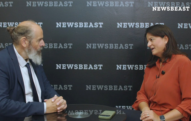 Νίκη Κεραμέως στο Newsbeast από τη ΔΕΘ: Είναι η πρώτη φορά που η ανεργία πέφτει κάτω από το 8% σε επίπεδο τριμήνου τα τελευταία 18 χρόνια