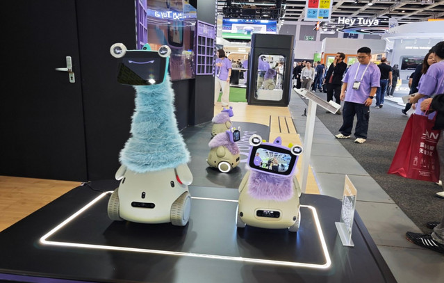 Το Cyber Pet της Ollobot που σου κρατά συντροφιά και θέλει να σε καταλάβει | Οικονομία στο LivePress.gr