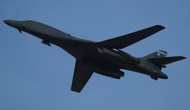 Οι ΗΠΑ απέσυραν τα βομβαρδιστικά B-1 από τη Βρετανία μετά τις συλλήψεις στη βάση RAF Fairford
