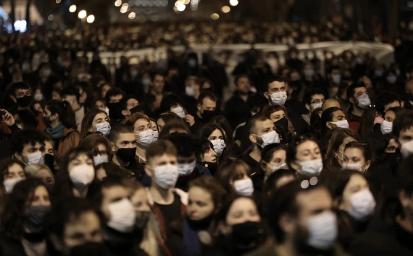 https://www.newsbeast.gr/image/s830x/webp/file/files/1/2021/03/3106949.jpg