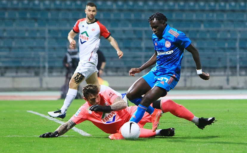 Super League 1: Πέρασμα του Ολυμπιακού και από τον Βόλο