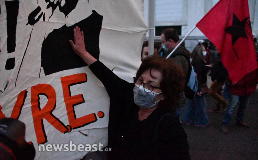 https://www.newsbeast.gr/image/s830x/webp/file/files/1/2021/11/fyssa-2.jpg