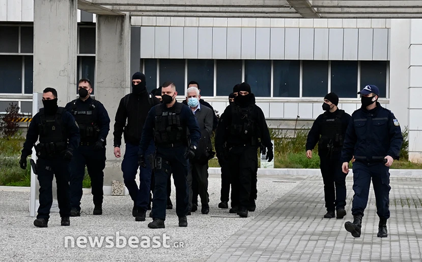 https://www.newsbeast.gr/image/s830x/webp/file/files/1/2022/04/filippidis_lignadis8.jpg