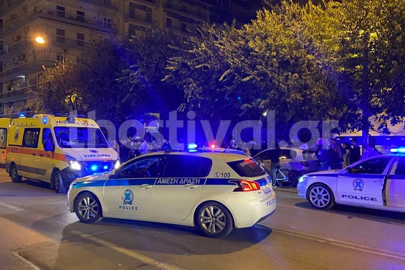 Accident rutier în Salonic: O tânără de 21 de ani a fost lovită de o mașină - A rămas plină de sânge (fotografii, video)