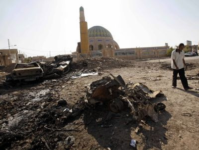 Καταδικάζουν την «αποτρόπαιη επίθεση» σε σουνιτικό τέμενος οι ΗΠΑ