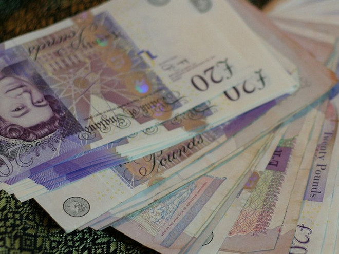 «Ένεση» 62 δισ. ευρώ στη βρετανική οικονομία
