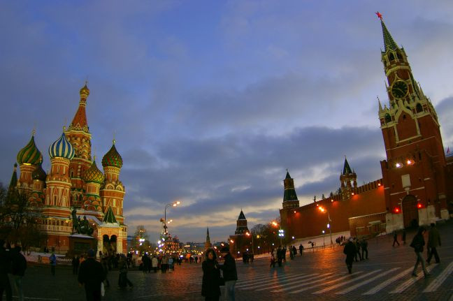 Πάνω από 100.000 Ρώσοι διαδήλωσαν στην Κόκκινη Πλατεία