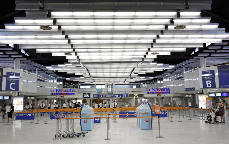 Τα ευρωπαϊκά αεροδρόμια ζητούν έκτακτα μέτρα λόγω των συνεπειών από την κρίση του κορονοϊού