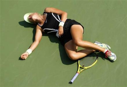 Λιποθύμησε παίχτρια τένις από τη ζέστη