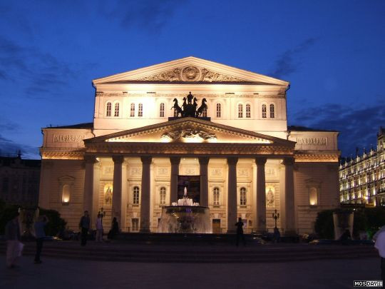 Ανοίγει ξανά για το κοινό το θέατρο Μπολσόι 2011