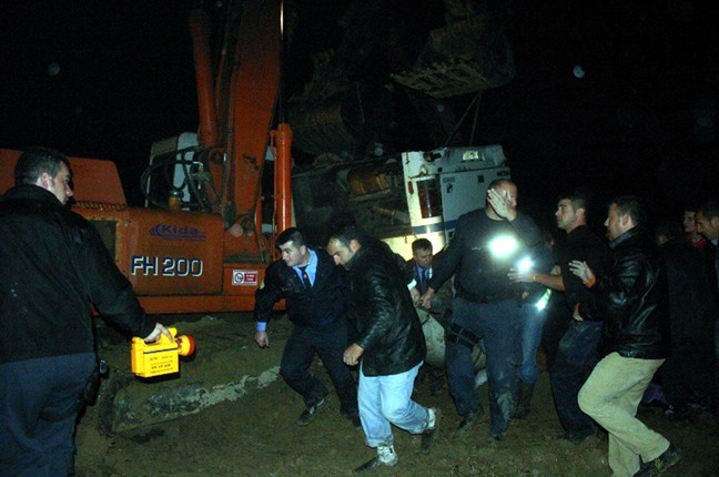 Εννέα οι νεκροί από το δυστύχημα με ΚΤΕΛ στην Αλβανία