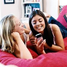 SMS, έφηβοι και καταχρήσεις