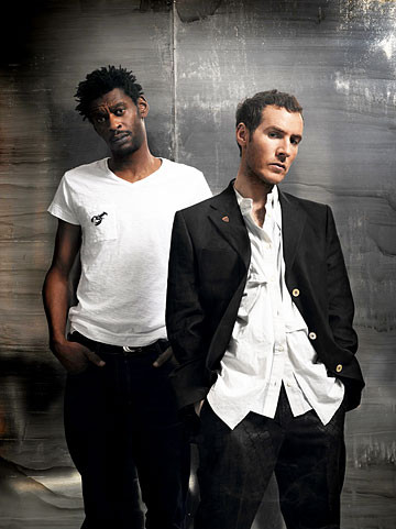 Ένα άλμπουμ από τους Massive Attack για καλό σκοπό