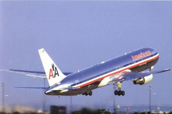 Καταγγέλλει την American Airlines η ιστοσελίδα Expedia