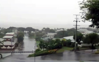 Ο κυκλώνας Γιάσι έφτασε στη βορειοανατολική ακτή της Αυστραλίας