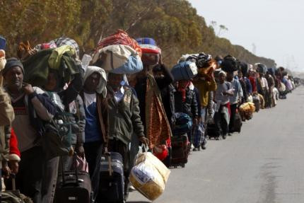 Μισό εκατ. άνθρωποι θέλουν να φύγουν από τη Λιβύη