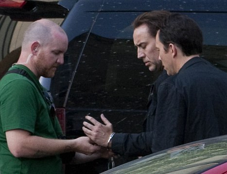 Γιατί πέρασαν χειροπέδες στον Nicolas Cage;