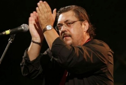 Ο Καραμανλής «είναι για ροχάλες»