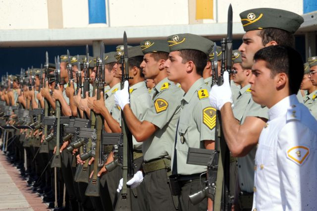 Στις 12 Σεπτεμβρίου παρουσιάζονται οι επιτυχόντες στη στρατιωτική σχολή Ευελπίδων
