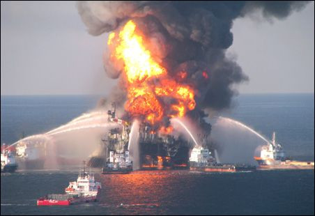 Έκθεση-κόλαφος για την έκρηξη στην πλατφόρμα Deepwater Horizon