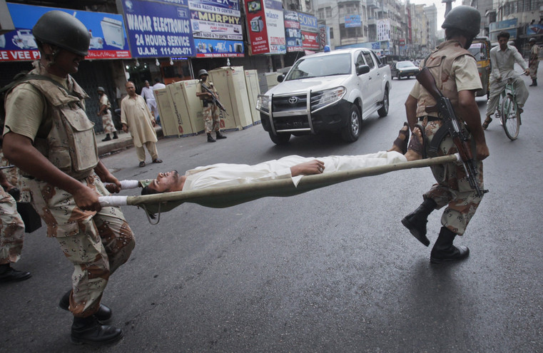 Αυξάνεται ο αριθμός των νεκρών στο Πακιστάν