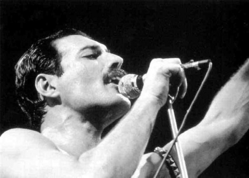 Το Mad γιορτάζει τη γέννηση του Freddie Mercury
