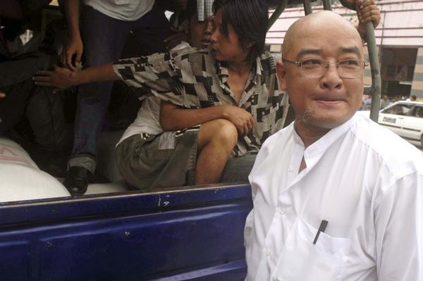 Αποφυλακίστηκε ο δημοφιλέστερος κωμικός της Μιανμάρ