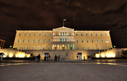 Οι «απίθανες» ειδικότητες του ελληνικού κοινοβουλίου