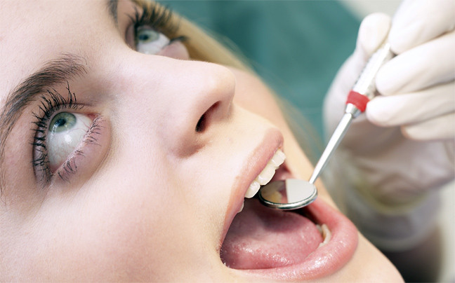 Οκτακόσια νοσήματα συνδέονται με παθήσεις των δοντιών
